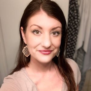 Meet your Posher, Lynzi